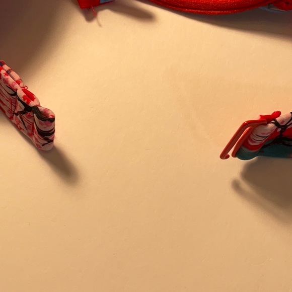 B11 Hot Topic Disney Retro Mulan Swim Bikini Top Padded Underwire S M - Picture 6 of 6